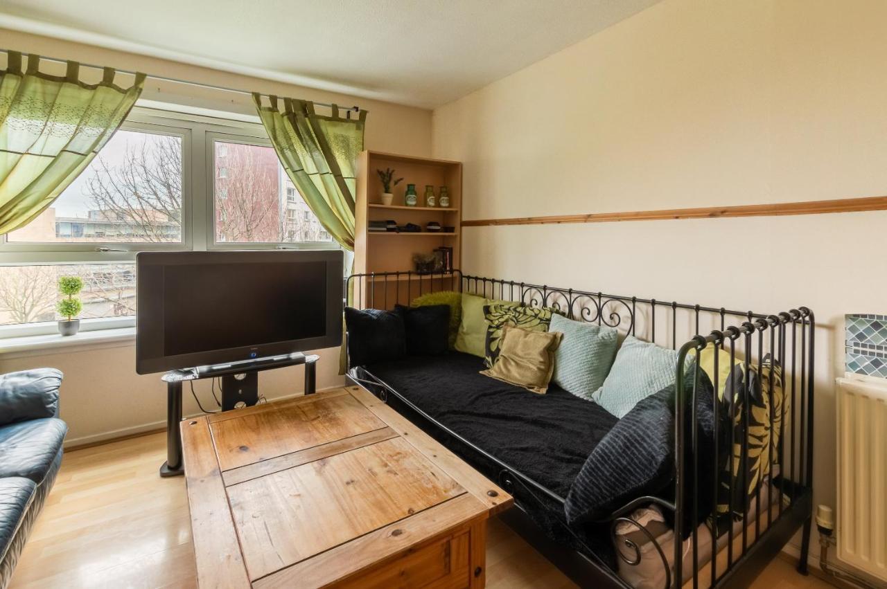 Apartment Edinburgh City Centre Aishia/Sakina Apartment Edinburgh